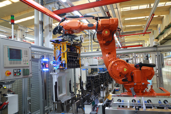 玉林 優化營商環境向“新”而行，技術咨詢點燃未來科技發展引擎